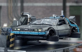 Multi Pack Military Vehicle Back to the Future Part II - DeLorean Set Regular Version Art Scale 1/10