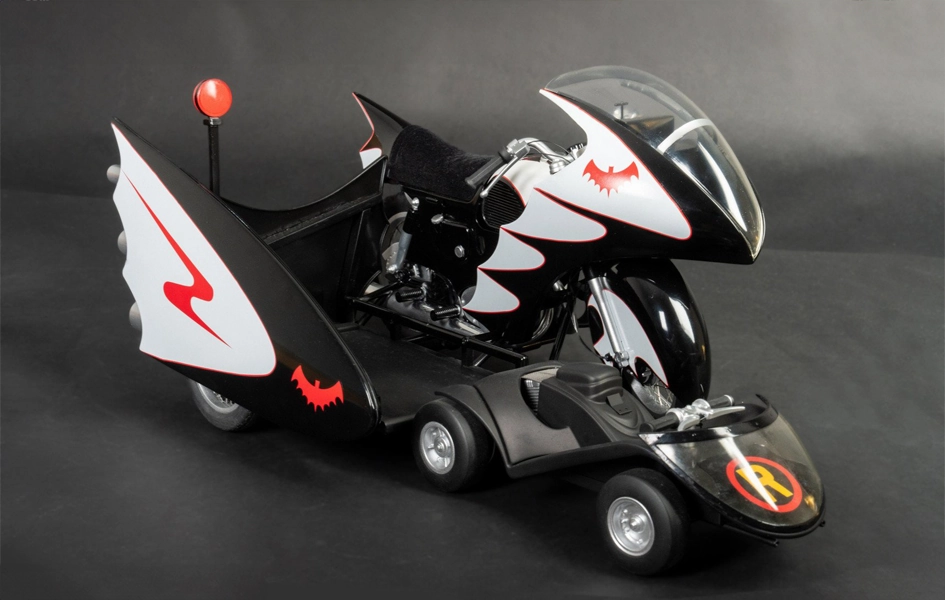 Archival Quality Collectors Toy Batman (1966) Batcycle with Sidecar (Ultimate Signature Ed.) 1/6 Scale Collectible