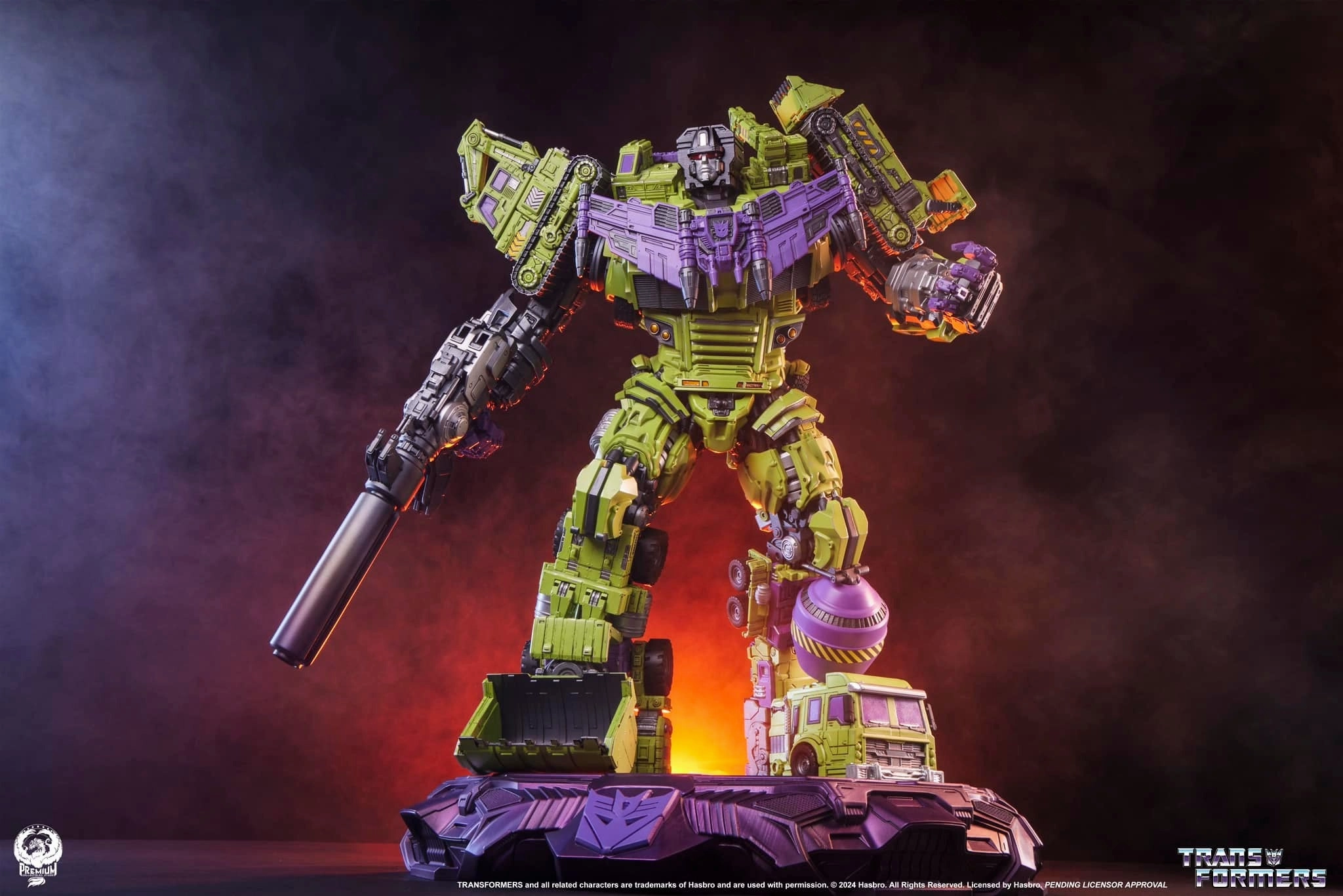 Pop Icon Graffiti Figure Transformers - Devastator Museum Scale Statue