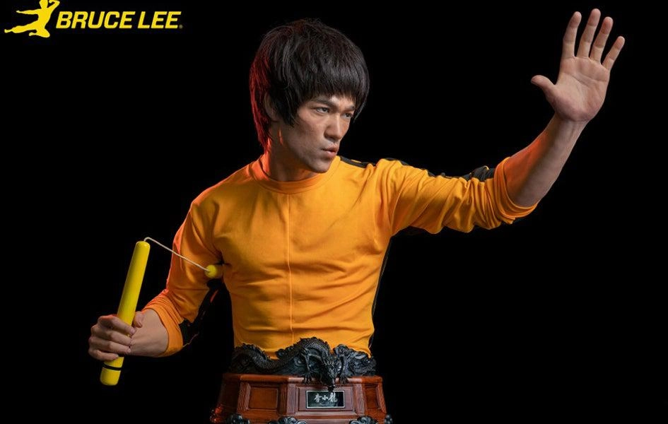 Small Sculpture Loyal Friend Bruce Lee: Game Of Death Life Size Bust