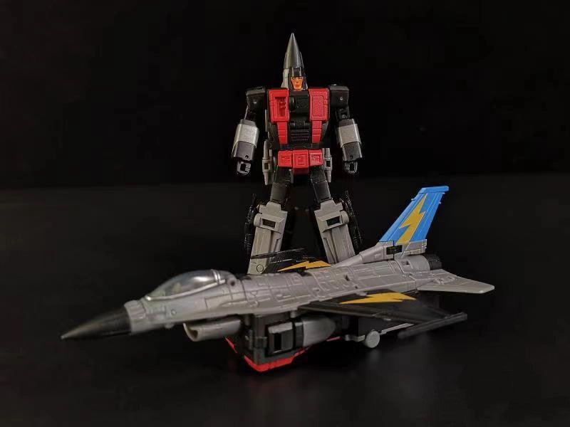 ZC01 Downthrust 8K Support Combo Move