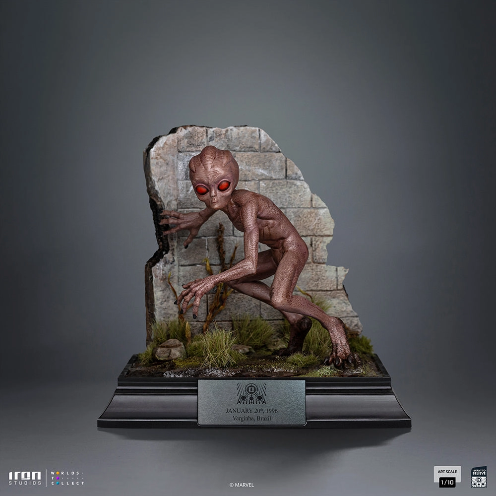 Imaginary Play Miniature Statue I Want to Believe Series - ET Varginha Art Scale 1/10