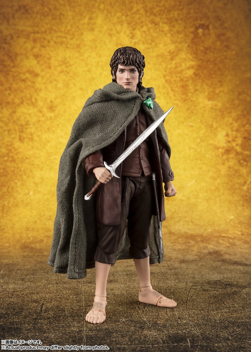 LOTR: The Fellowship of the Ring - Frodo Baggins & Gollum S.H. Figuarts Figure Daily Decor Apartment Living