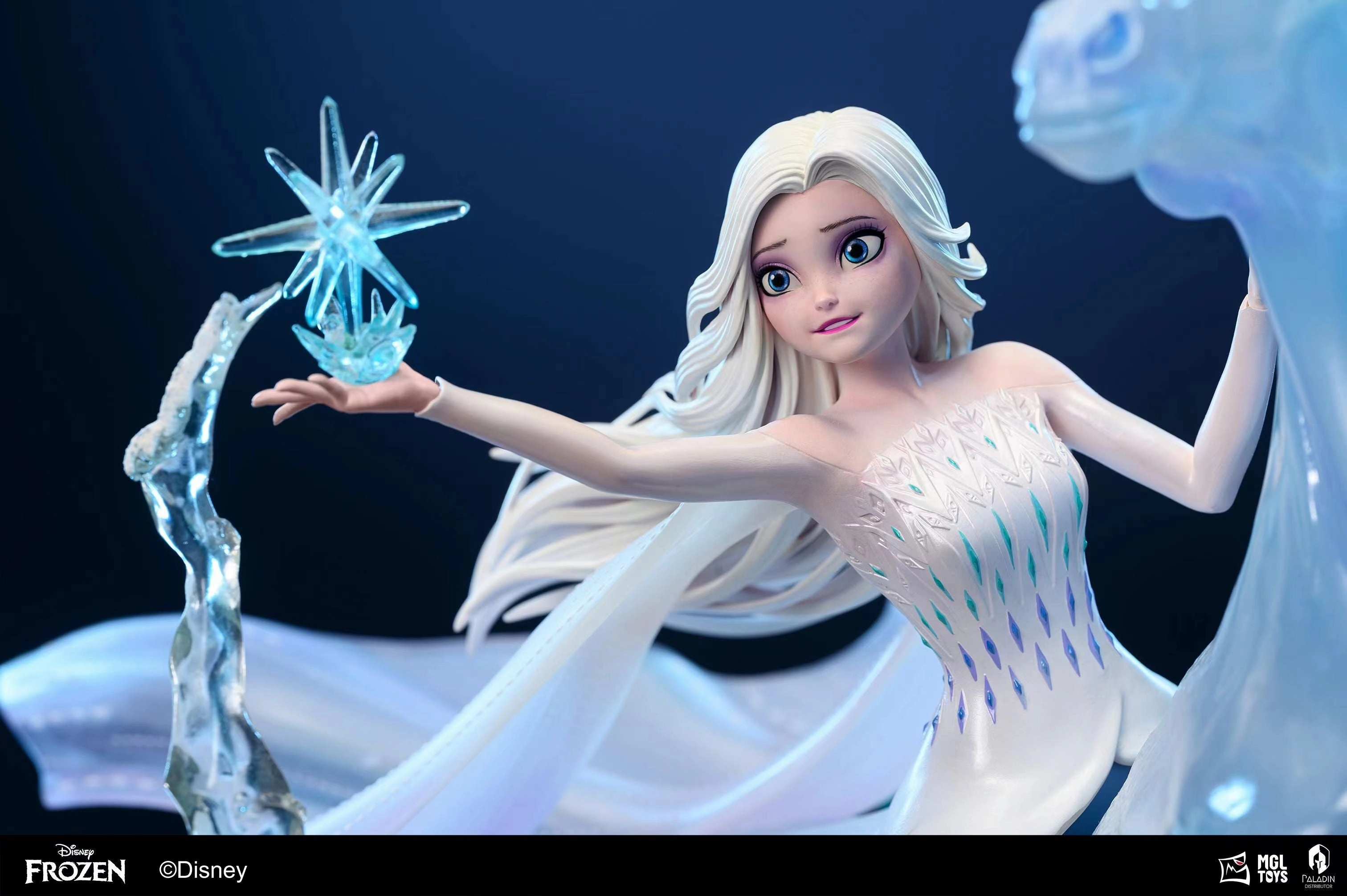 Personalized Gift Frozen II - Elsa Statue