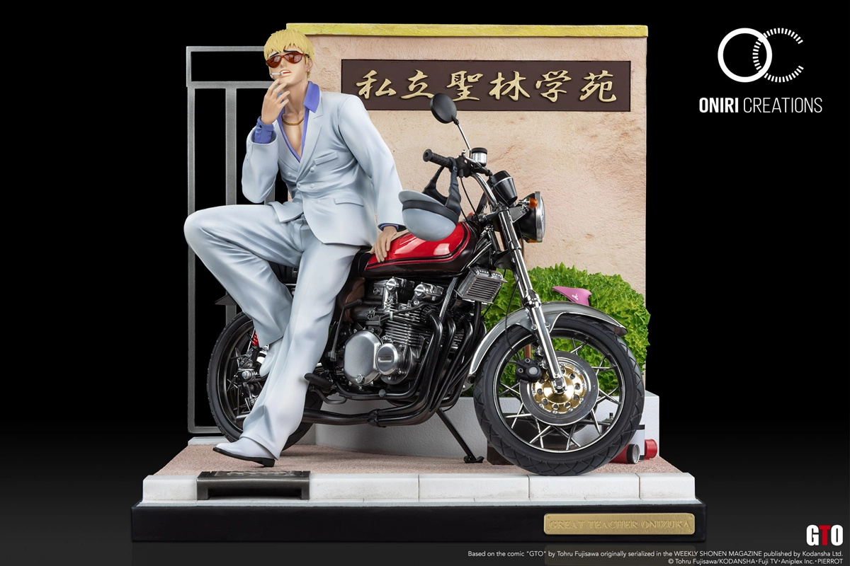 GTO - Onizuka Eikichi 1/6 Scale Statue Astronaut Figure