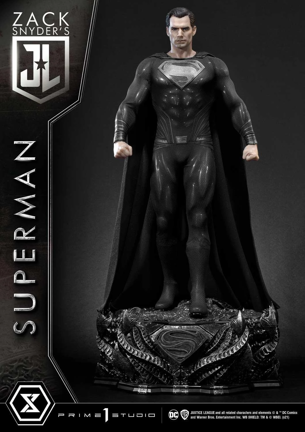 Justice League: Superman Black Suit Statue PVC Model Sports Memorabilia