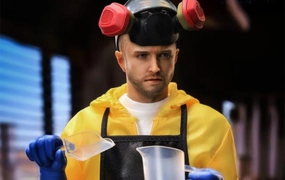 Spacecraft Model Pink Man 1/6 Scale Figure