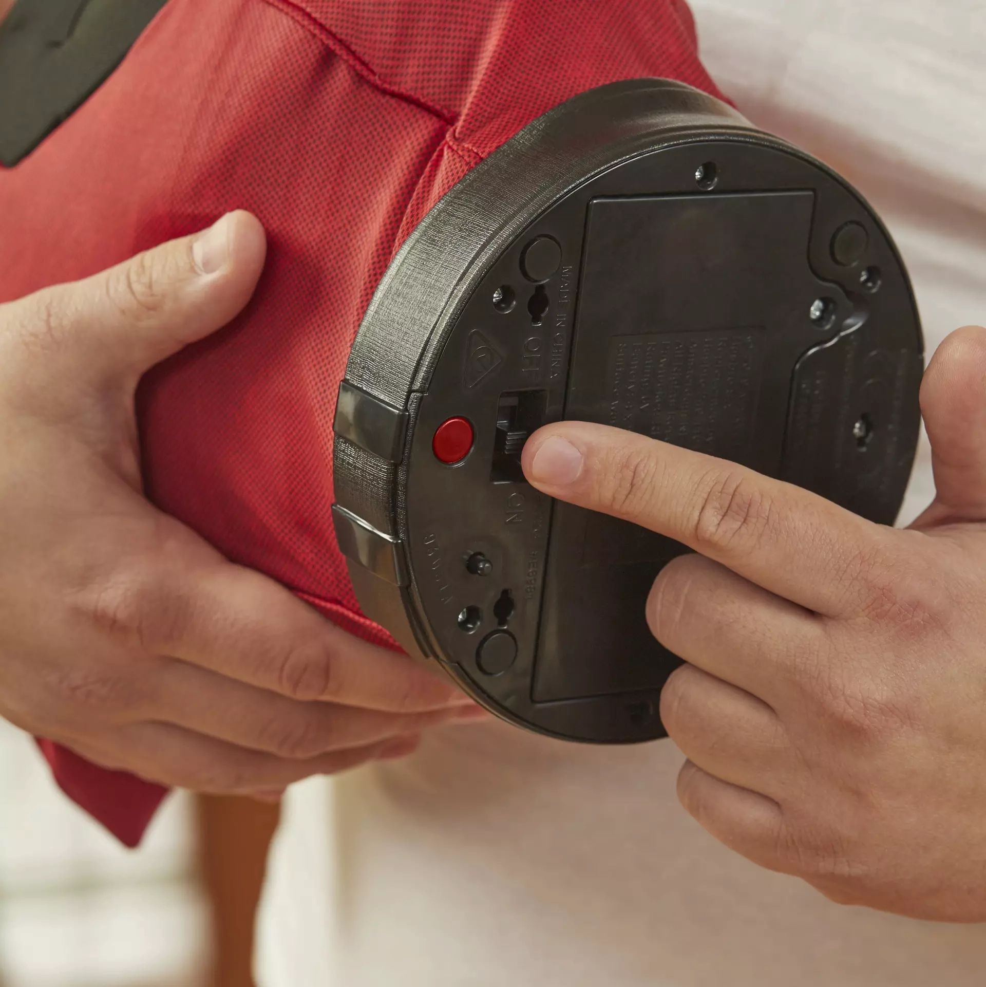 Marvel Legends Series - Deadpool Premium Interactive Head Engineering Toy