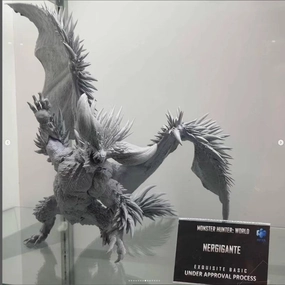 Low Poly Nergigante Action Figure