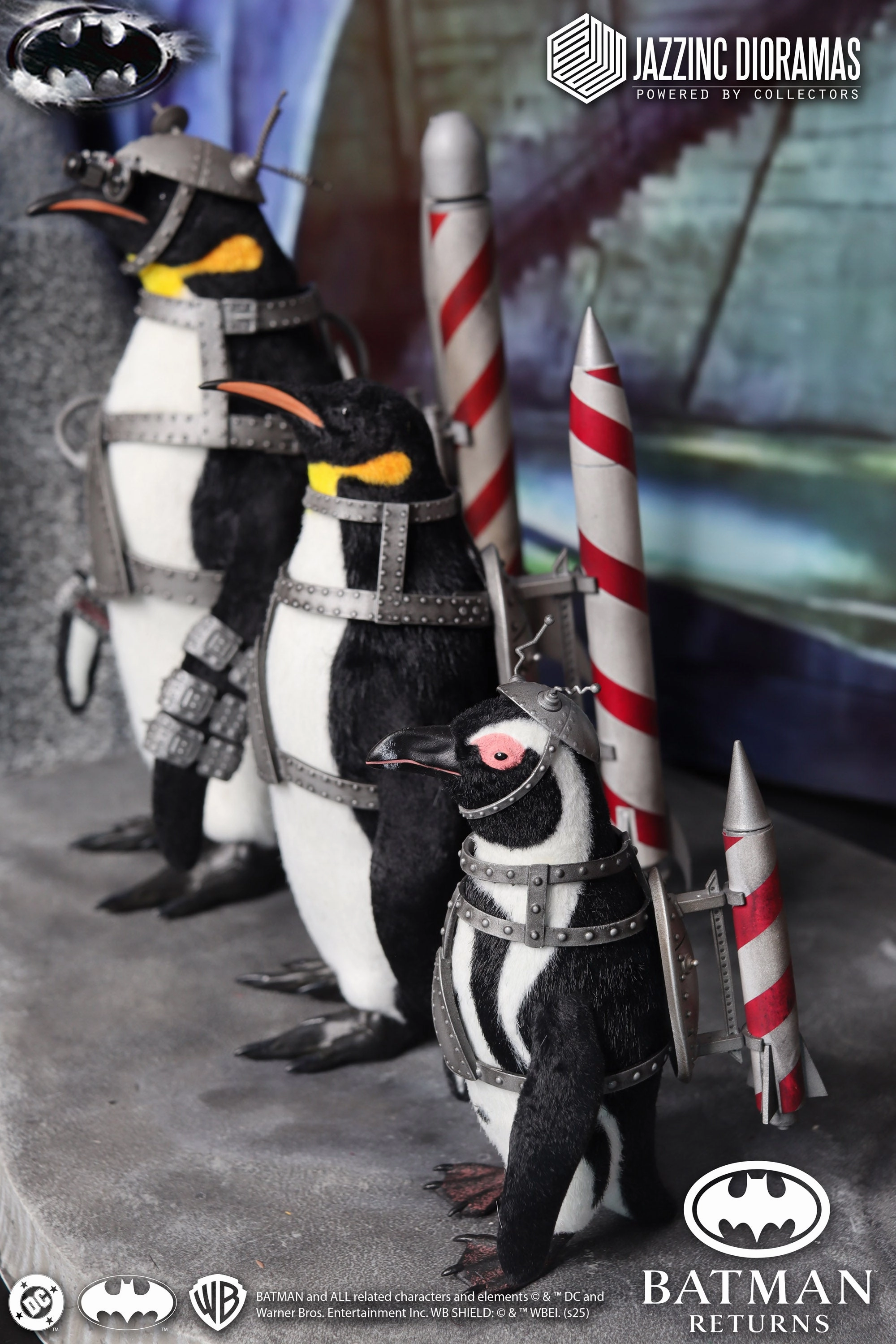 Batman Returns (1992) - Penguin Army 3-Piece 1/6 Scale Accessory Set Traditional Craft NFC Feature