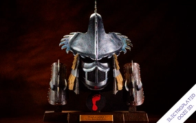 Themed Background TMNT - Shredder Life-sized (Electroplated - Ooze Ed.) Armor Set