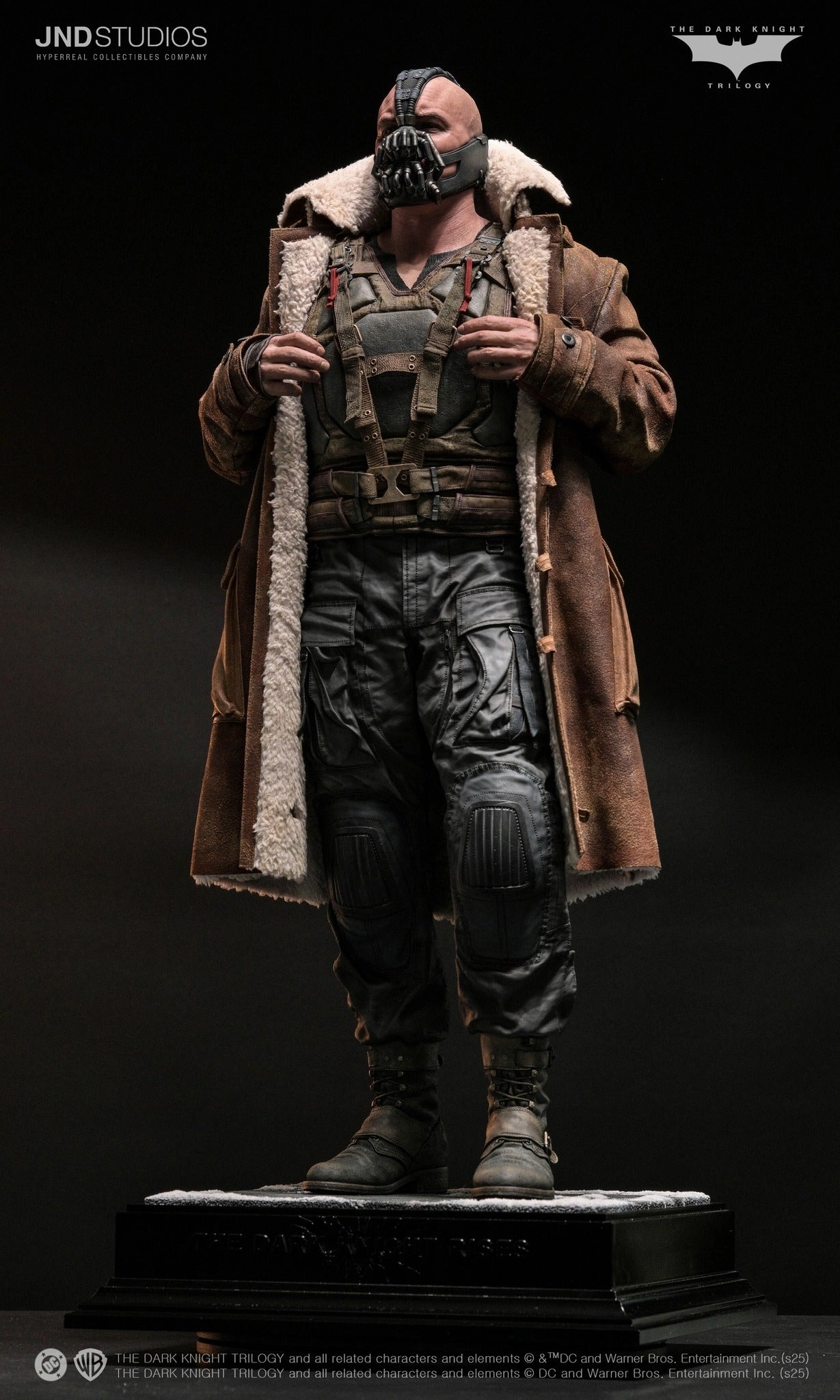 The Dark Knight Rises (2012) - Bane 1/3 Scale Statue Ceiling Hung Tourist Memorabilia
