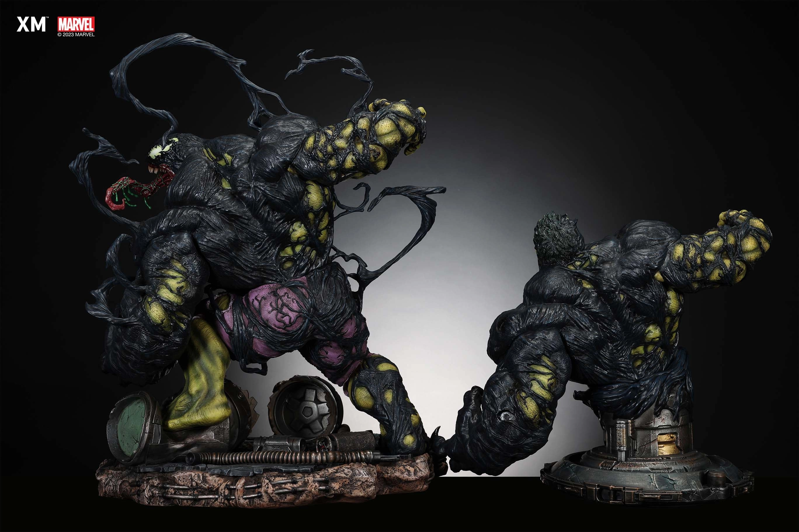 Creative Outlet Venom Hulk Version B 1/4 Scale Statue